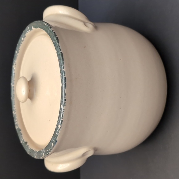 Home & Garden Party 2002 Handmade Stoneware Bean Pot. - Picture 4 of 13